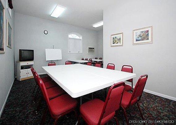 Econo Lodge Jefferson City Bagian luar foto
